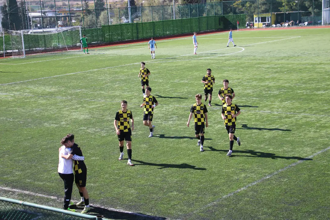 Tekirdağspor U16, Beylikdüzüspor'u 2-0 yendi