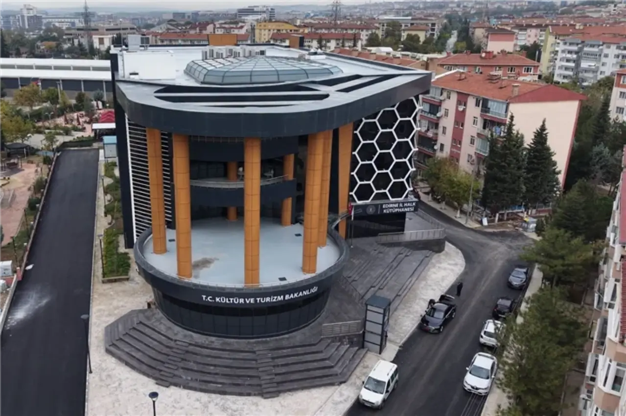 Edirne’de Kültür Hamlesi: Yeni Kütüphane ve Mevlevihane Açıldı
